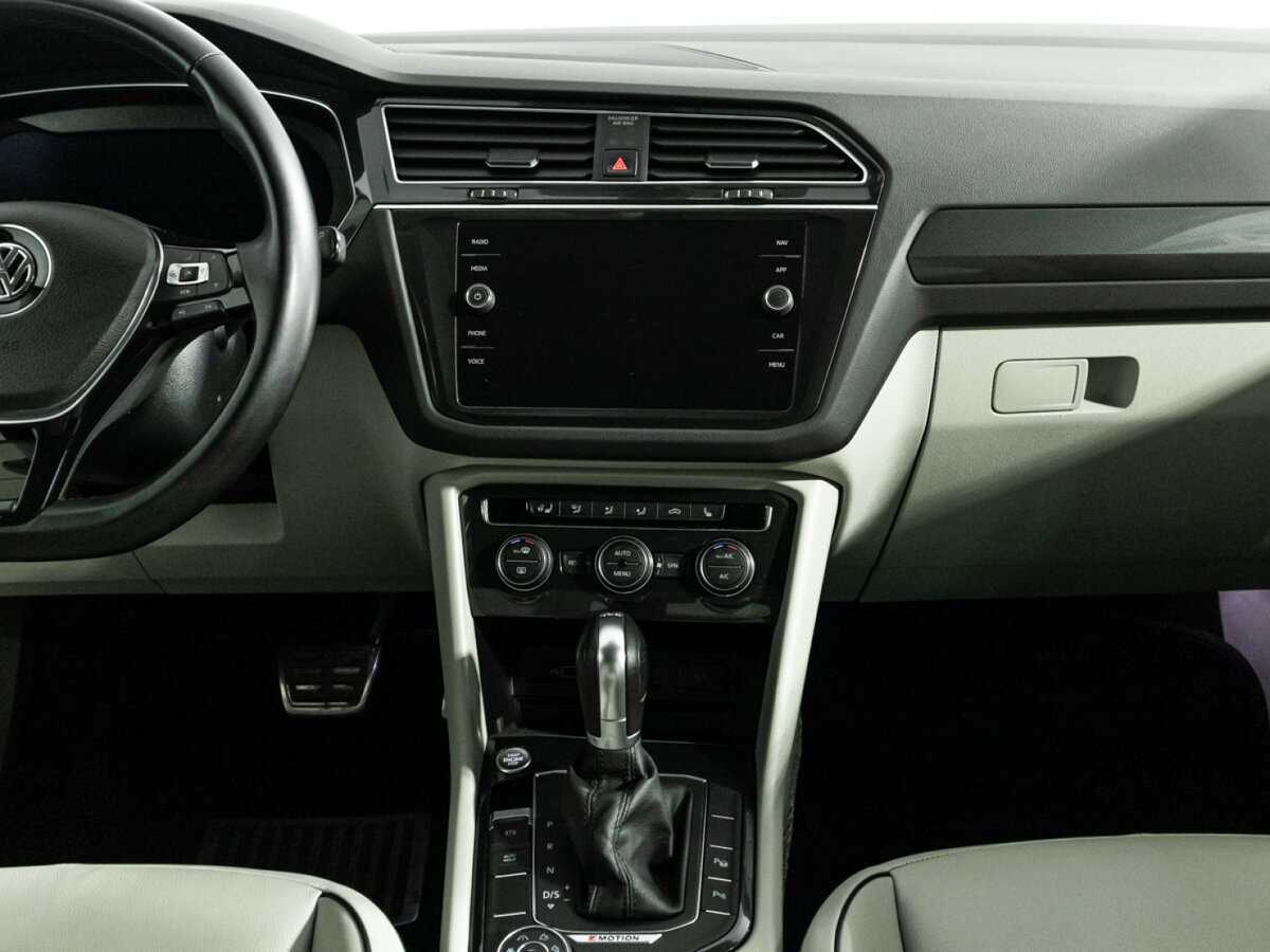 Volkswagen Tiguan б/у, 2018, Роботизированная. Фото: #13