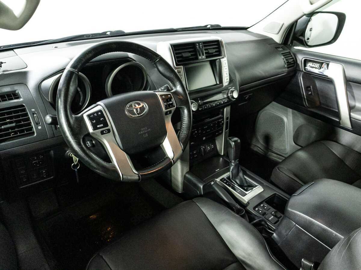 Toyota Land Cruiser Prado б/у, 2012, Автоматическая. Фото: #9
