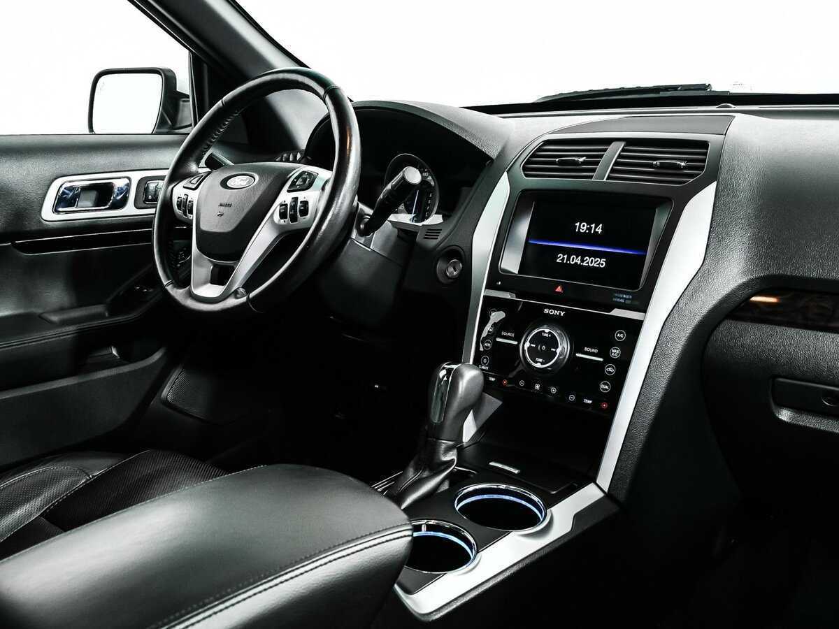 Ford Explorer б/у, 2014, Автоматическая. Фото: #8