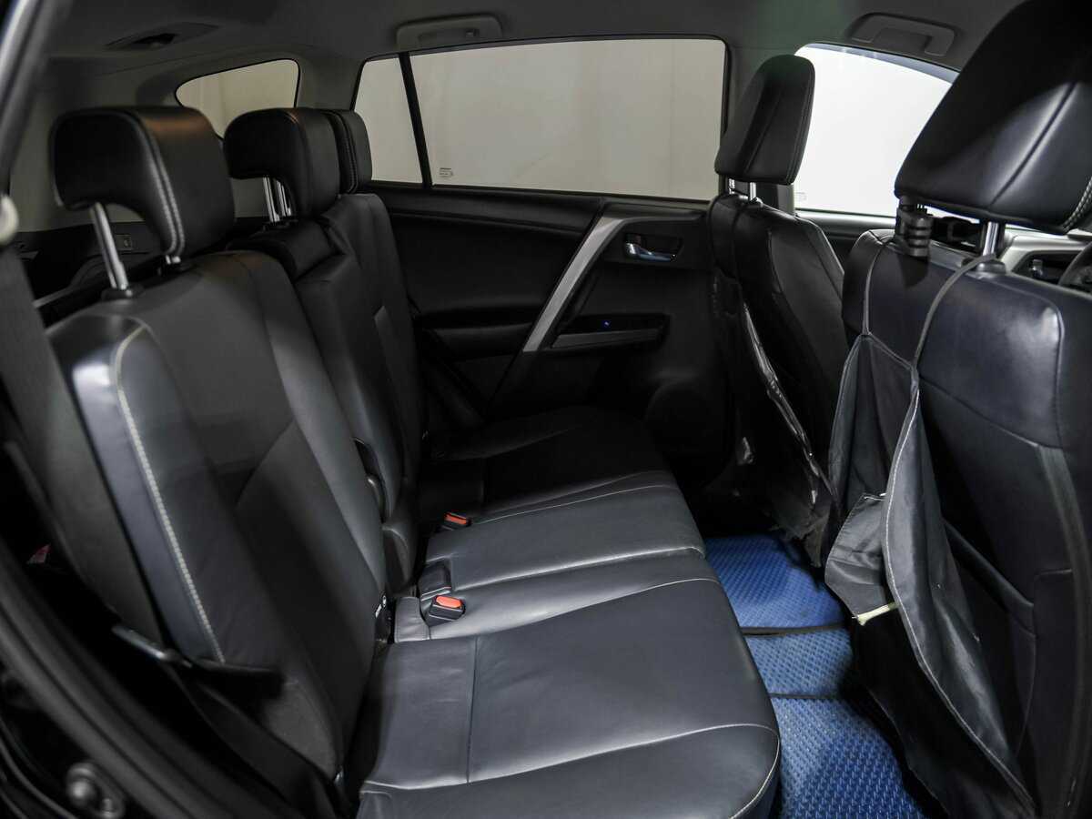 Toyota RAV4 б/у, 2017, Автоматическая. Фото: #18