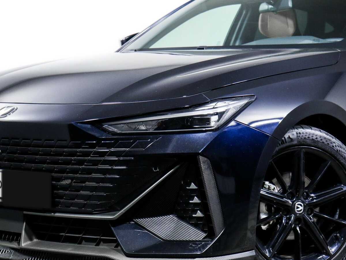 Changan UNI-V б/у, 2023, Роботизированная. Фото: #13