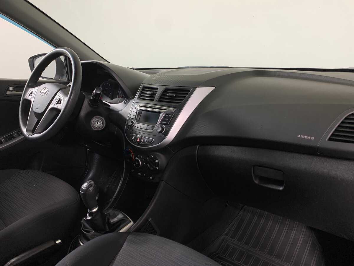 Hyundai Solaris б/у, 2016, Механическая. Фото: #13