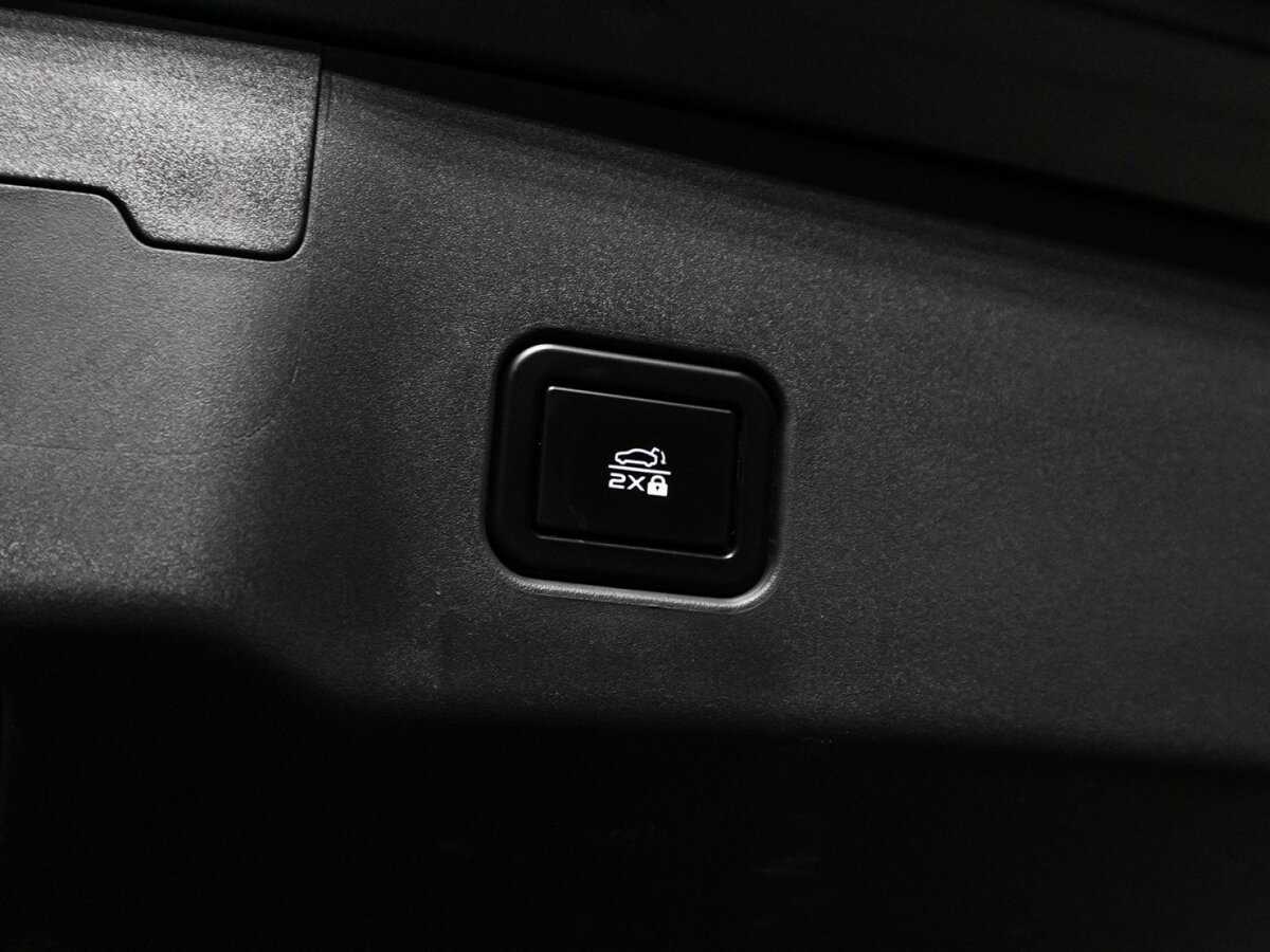 Changan UNI-V б/у, 2023, Роботизированная. Фото: #15