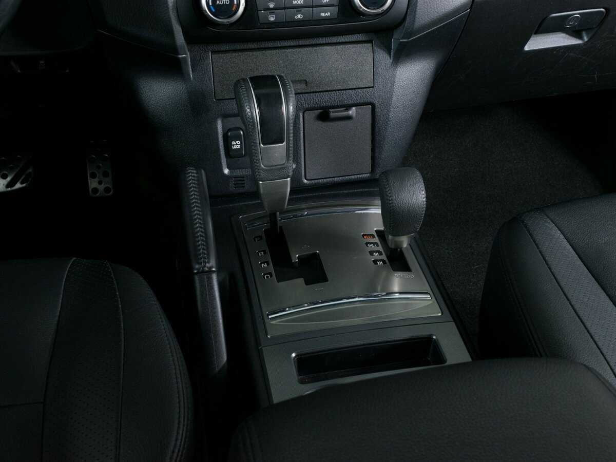 Mitsubishi Pajero б/у, 2012, Автоматическая. Фото: #12