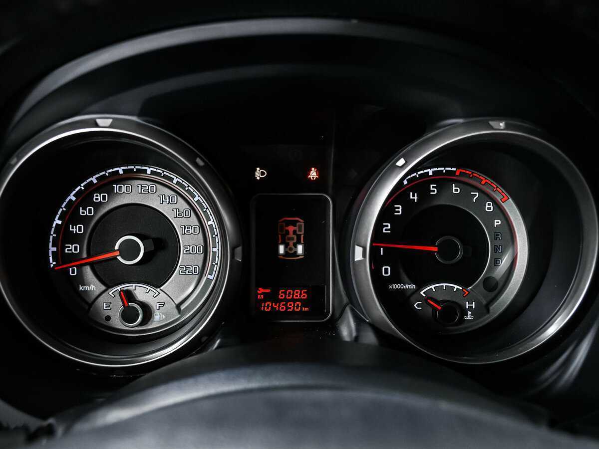 Mitsubishi Pajero б/у, 2015, Автоматическая. Фото: #9