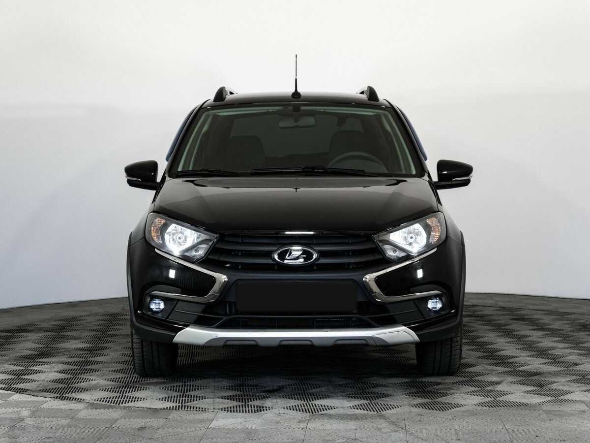 Лада (ВАЗ) Гранта б/у, 2023, Механическая. Фото: #1