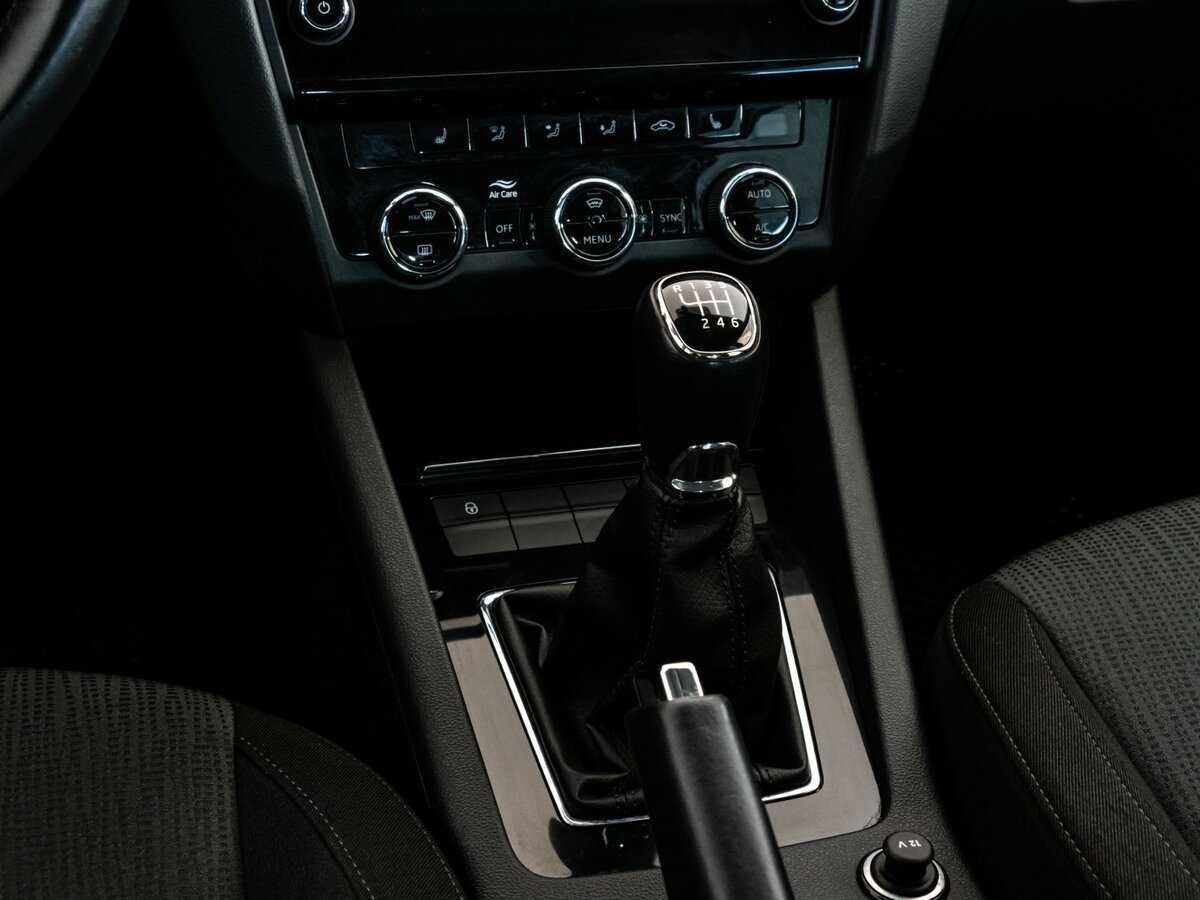 Skoda Octavia б/у, 2018, Механическая. Фото: #12