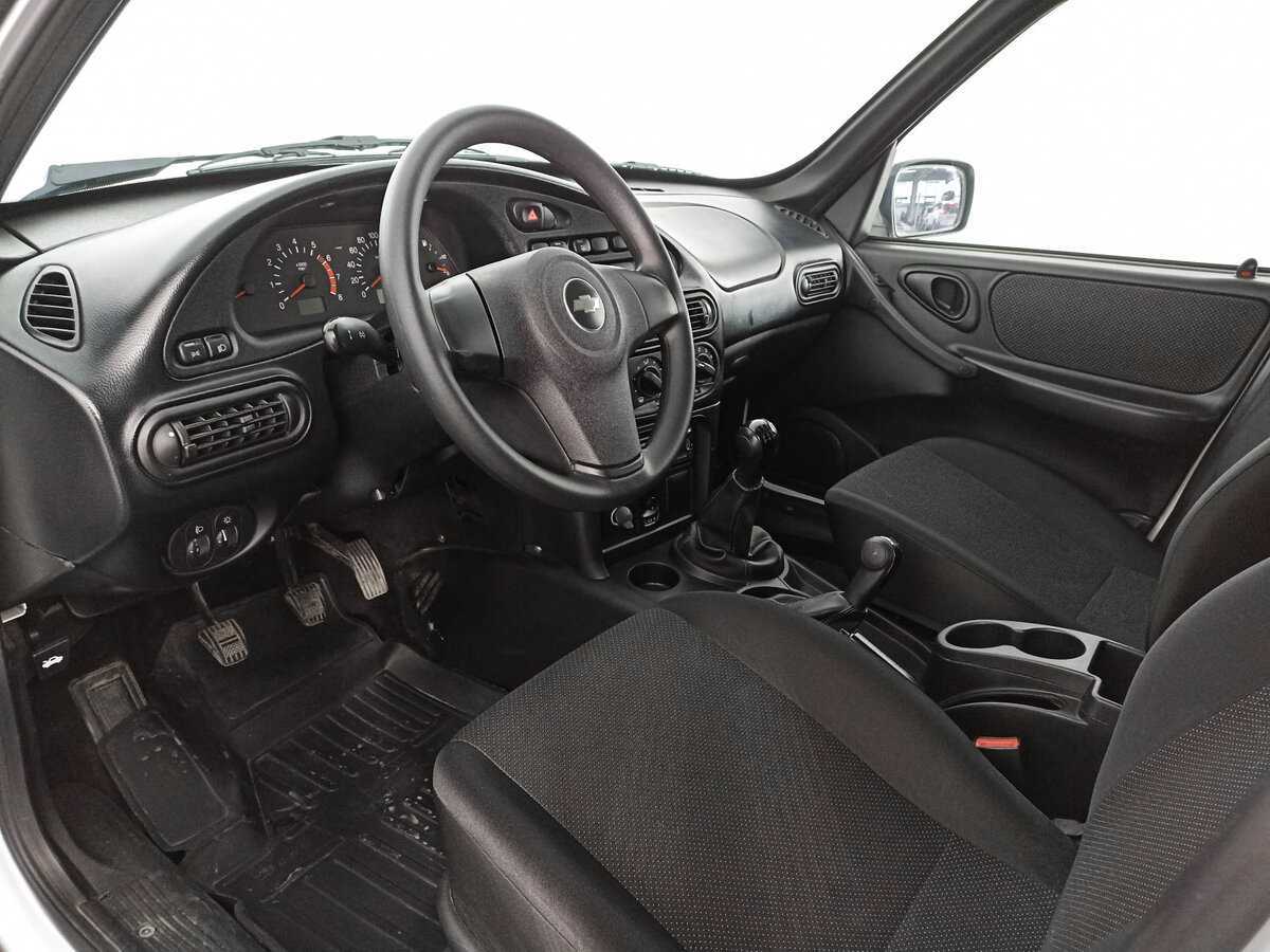 Chevrolet Niva б/у, 2016, Механическая. Фото: #13