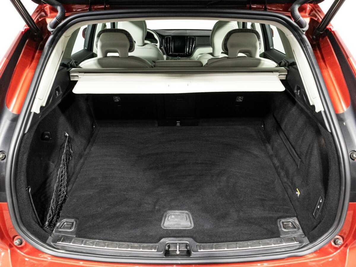 Volvo XC60 б/у, 2019, Автоматическая. Фото: #14