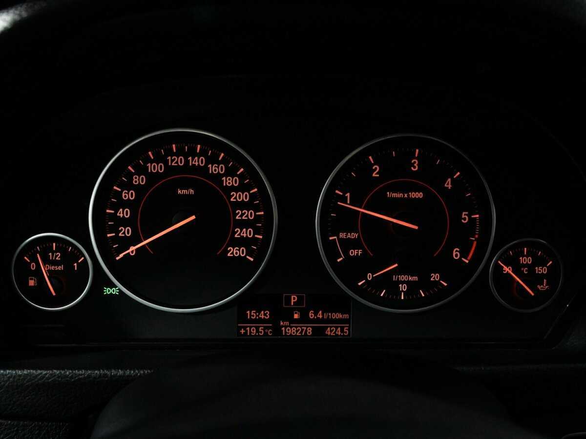 BMW 3 серии б/у, 2015, Автоматическая. Фото: #11