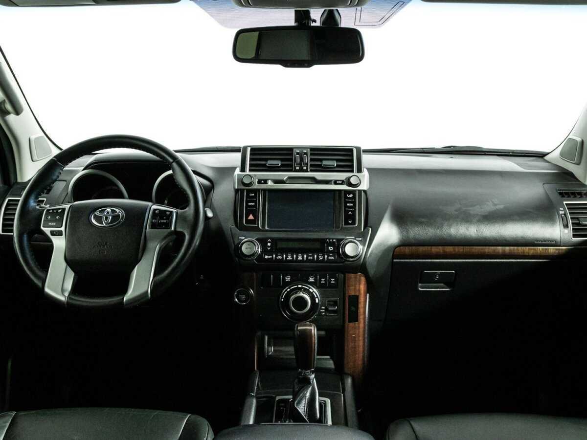 Toyota Land Cruiser Prado б/у, 2014, Автоматическая. Фото: #12