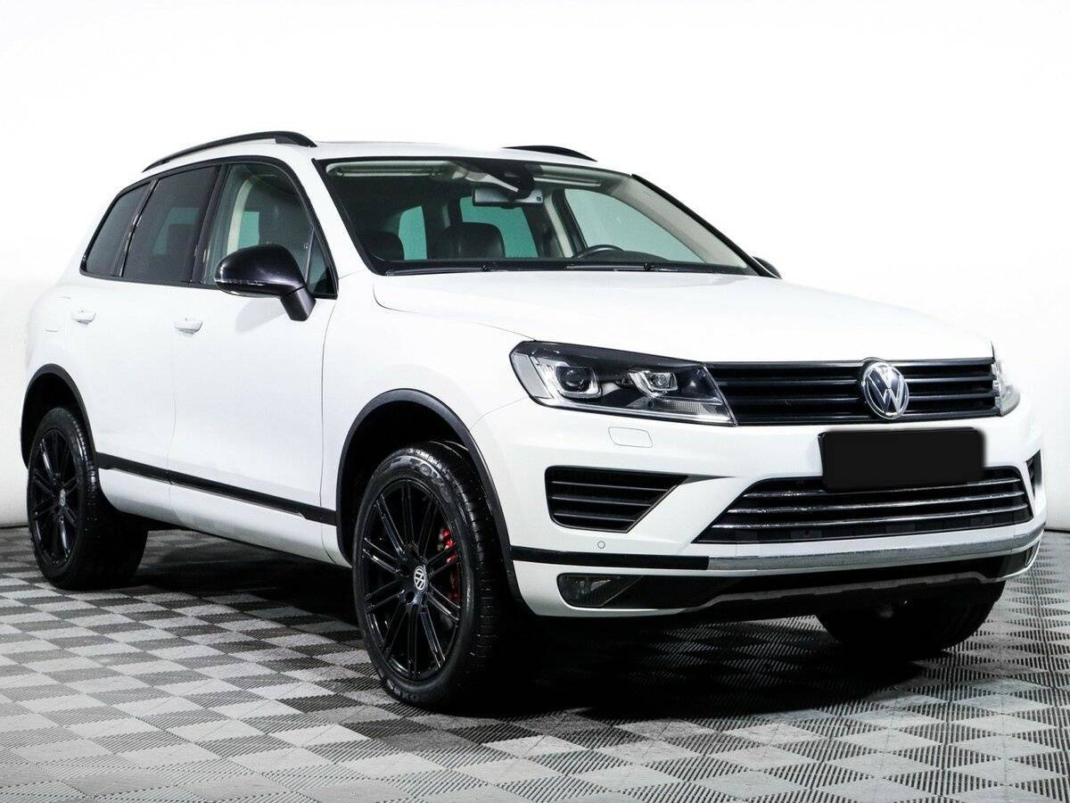Volkswagen Touareg б/у, 2015, Автоматическая. Фото: #2