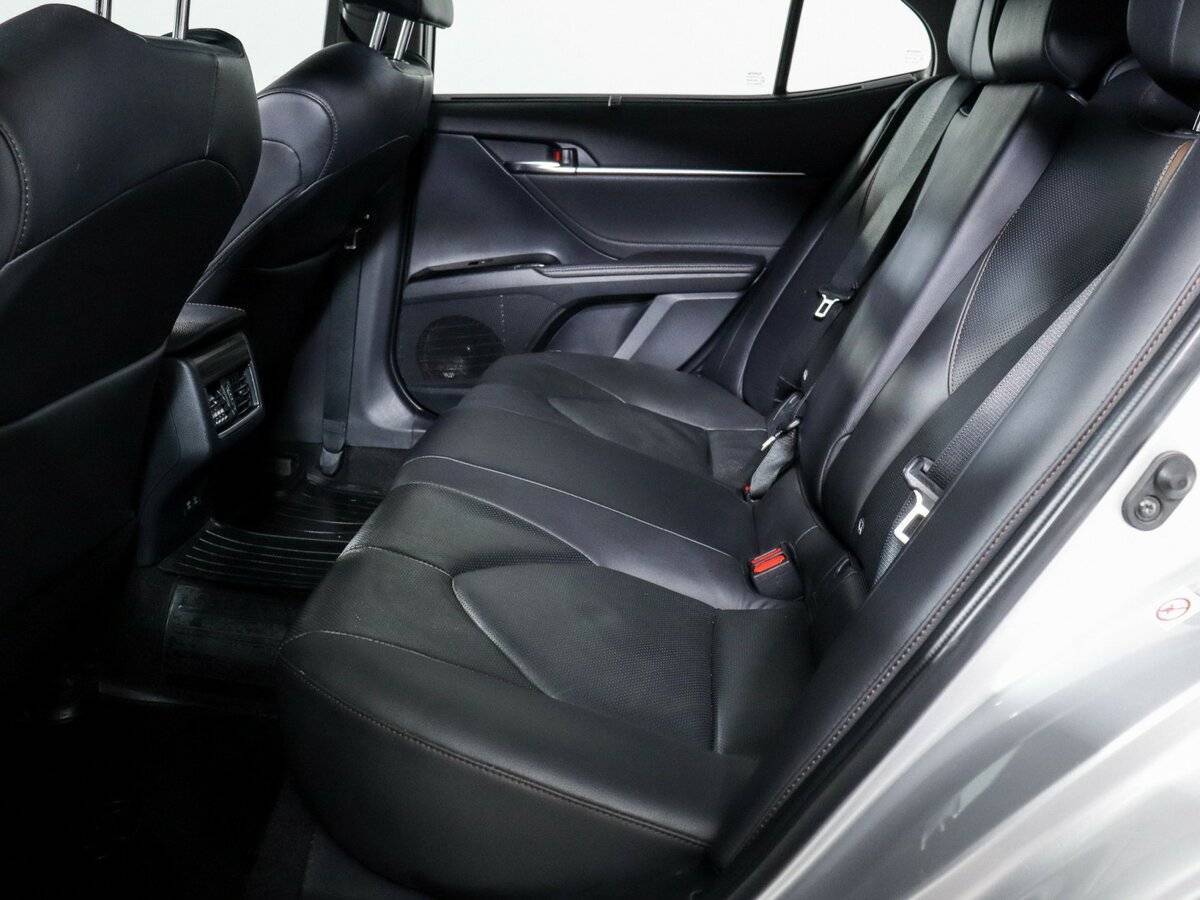 Toyota Camry б/у, 2018, Автоматическая. Фото: #9