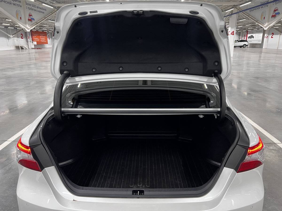 Toyota Camry б/у, 2021, Автоматическая. Фото: #9