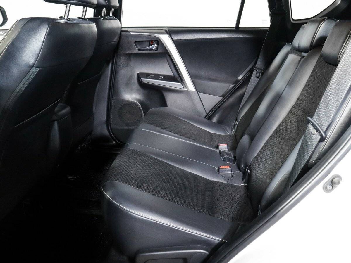 Toyota RAV4 б/у, 2017, Вариатор. Фото: #9