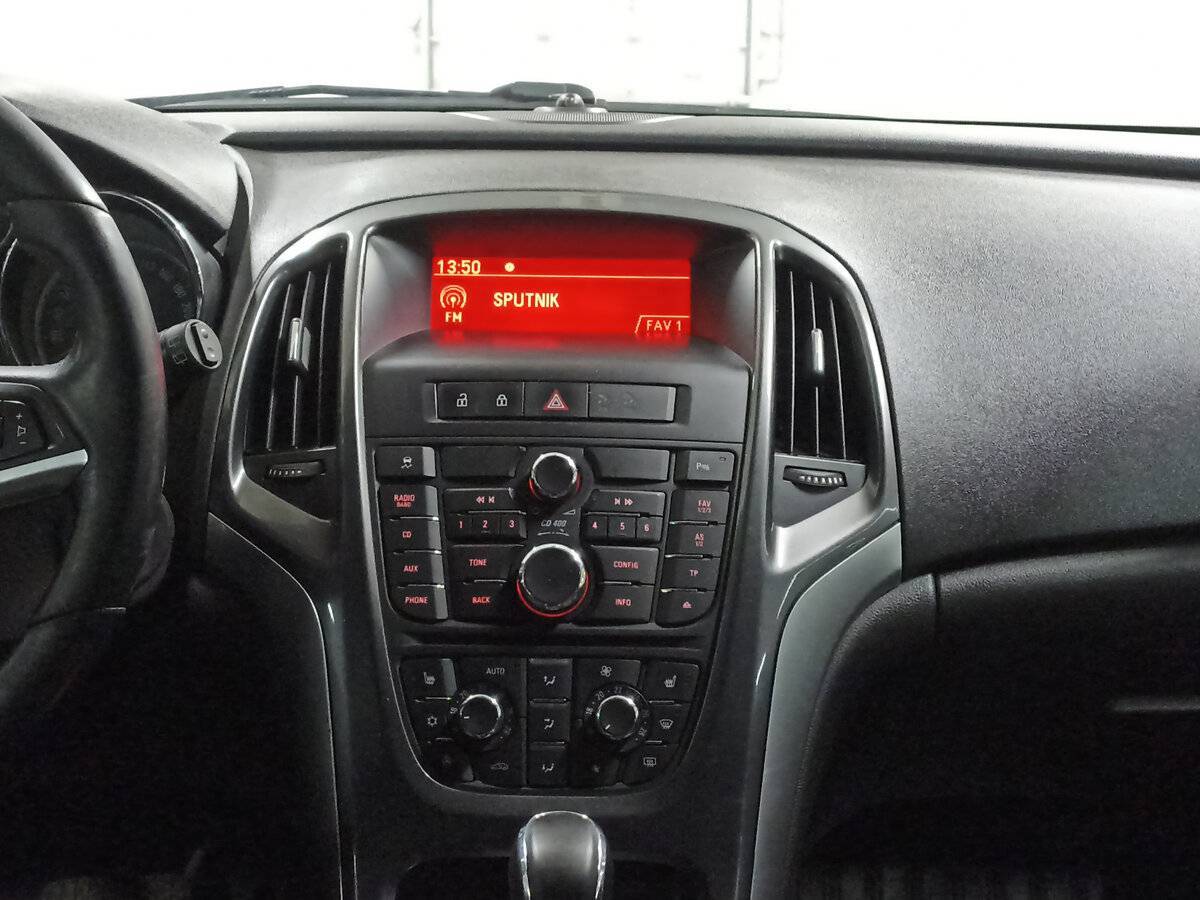 Opel Astra б/у, 2012, Автоматическая. Фото: #14