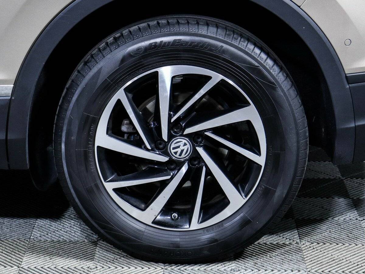 Volkswagen Tiguan б/у, 2018, Роботизированная. Фото: #11