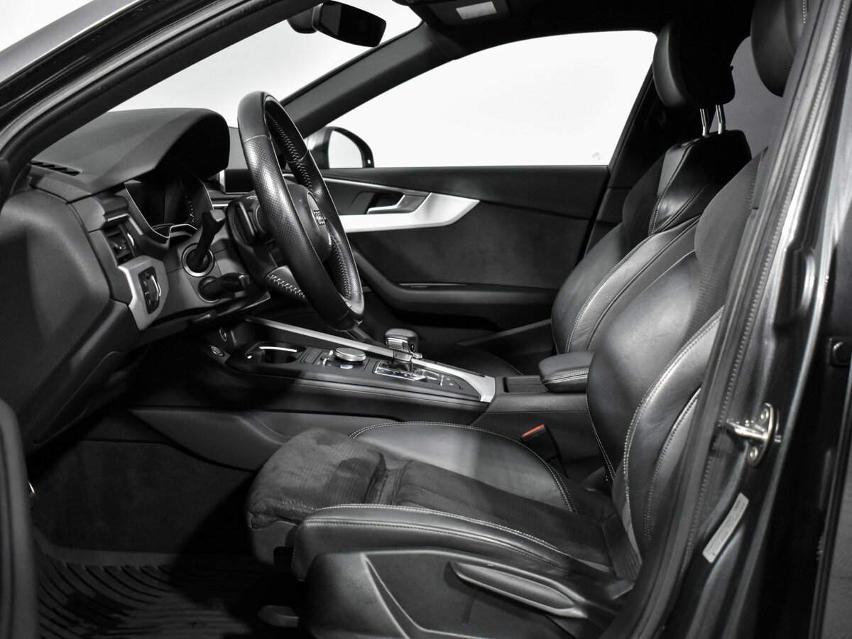 Audi A4 б/у, 2016, Роботизированная. Фото: #7