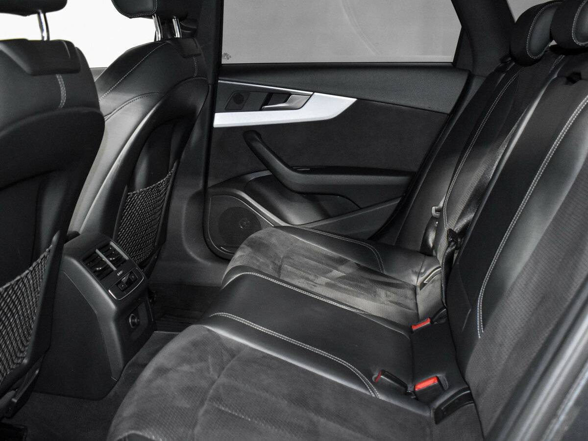 Audi A4 б/у, 2016, Роботизированная. Фото: #9