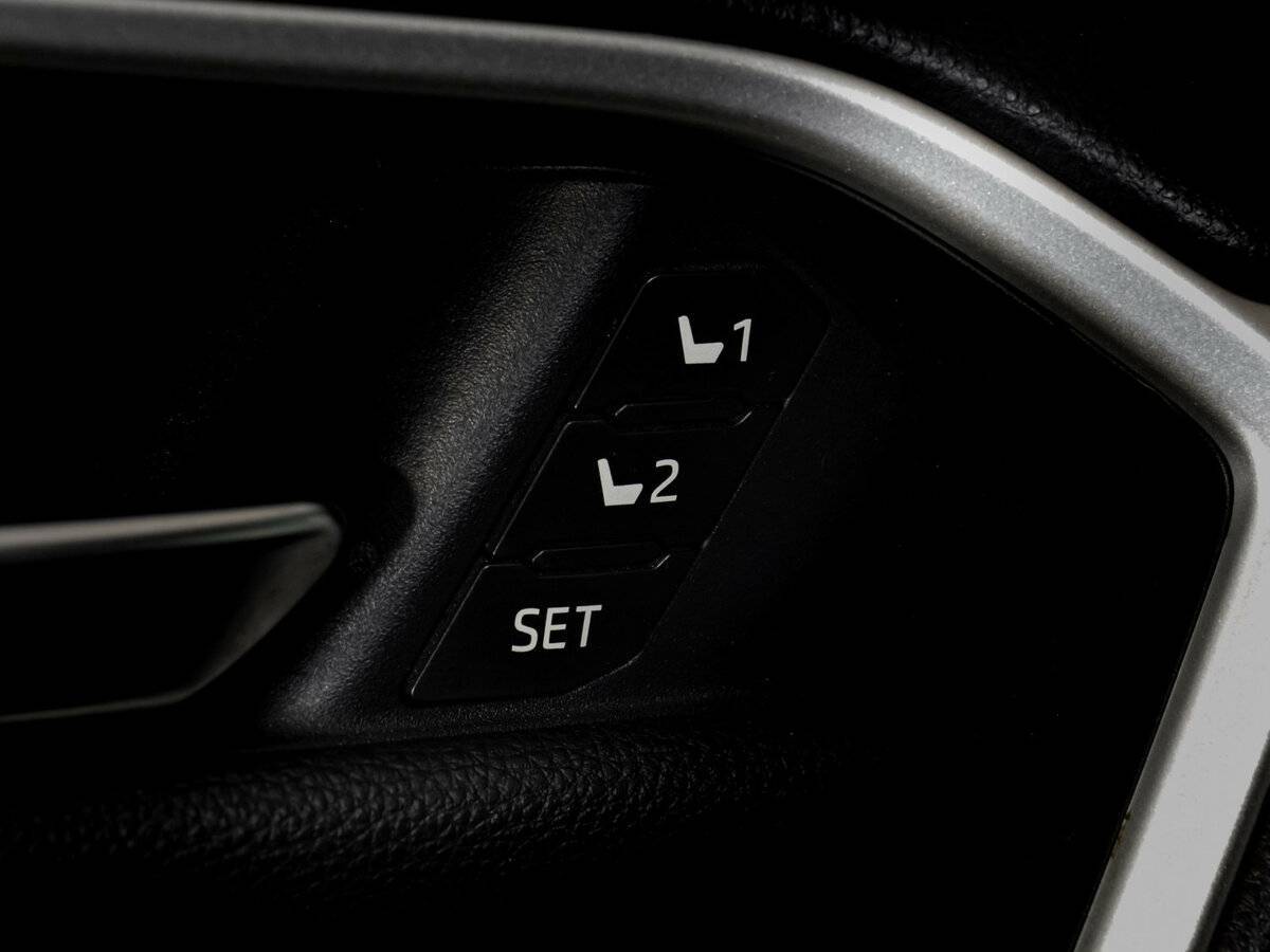 Toyota RAV4 б/у, 2020, Вариатор. Фото: #15