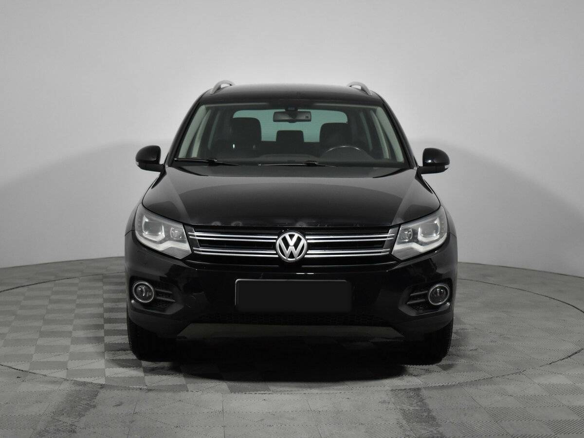 Volkswagen Tiguan б/у, 2012, Автоматическая. Фото: #1
