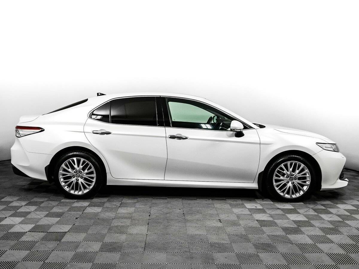 Toyota Camry б/у, 2019, Автоматическая. Фото: #3