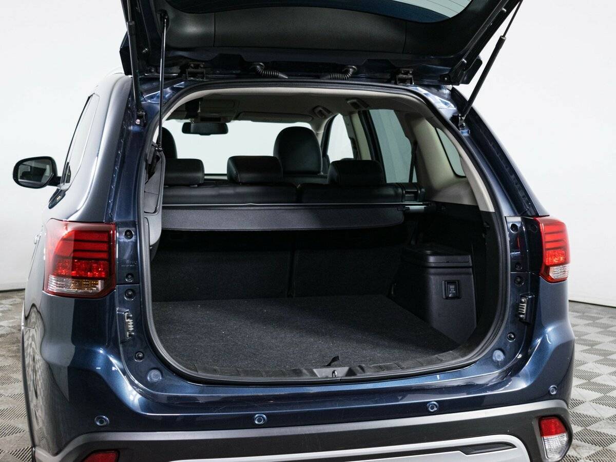 Mitsubishi Outlander б/у, 2020, Вариатор. Фото: #8