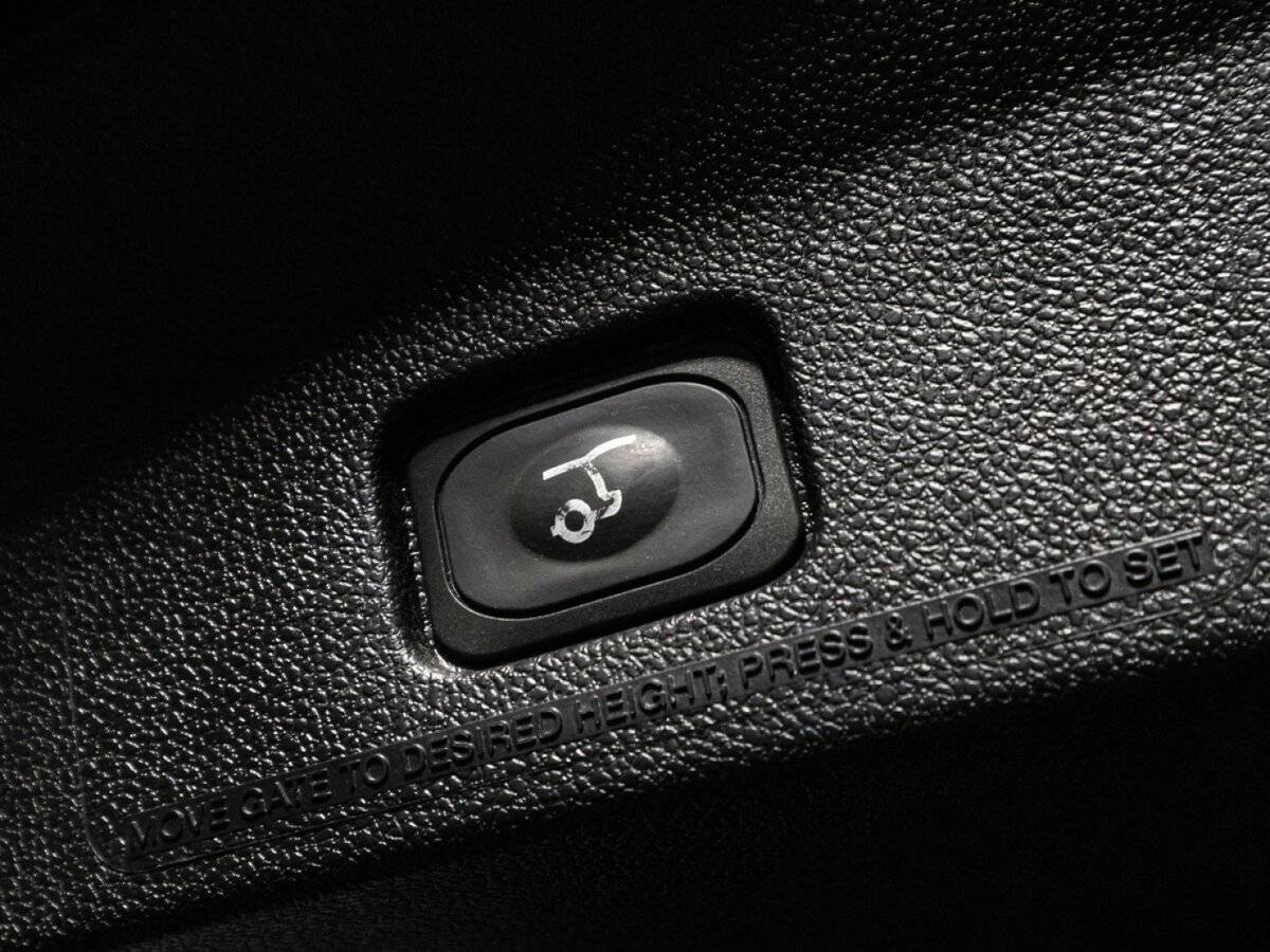 Ford Explorer б/у, 2017, Автоматическая. Фото: #23