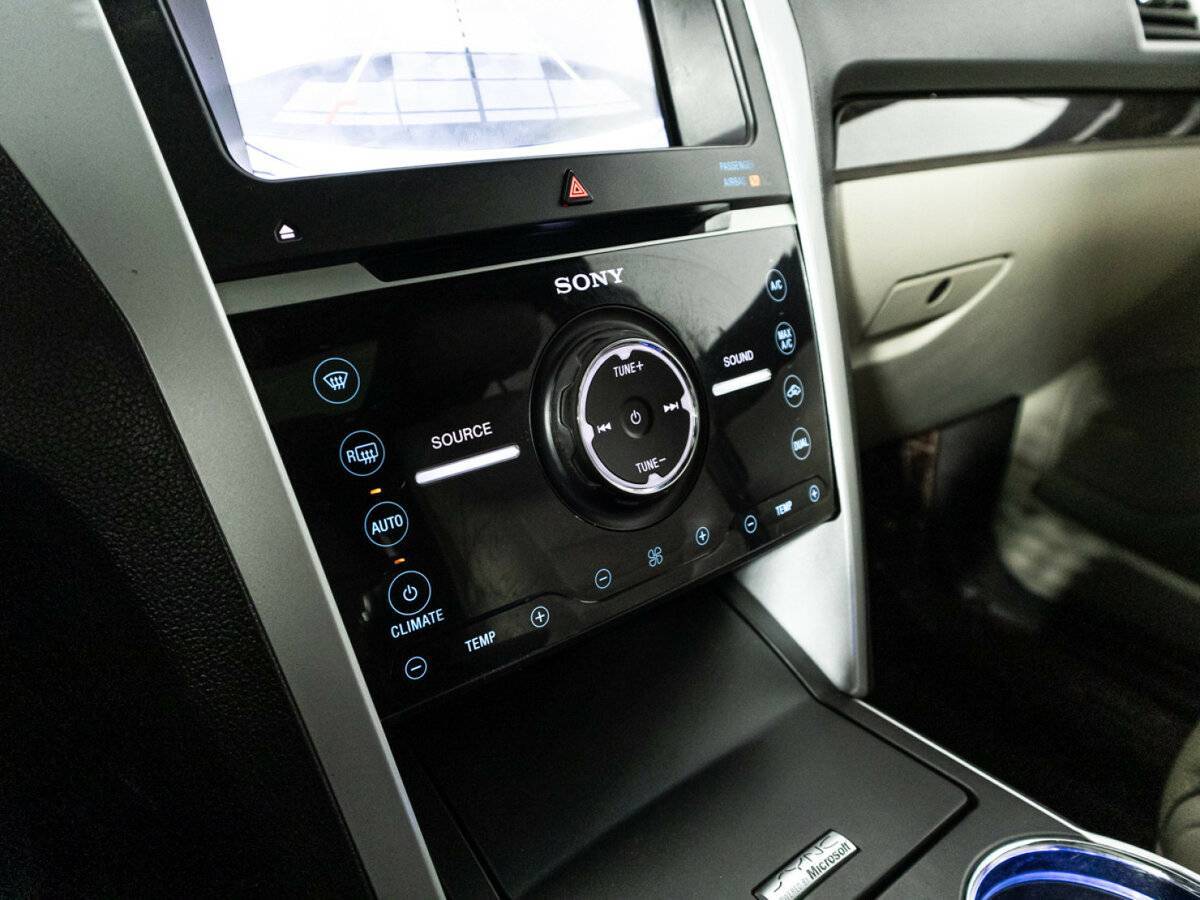 Ford Explorer б/у, 2012, Автоматическая. Фото: #17