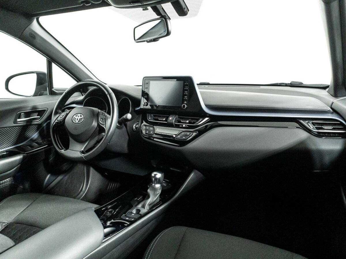 Toyota C-HR б/у, 2020, Вариатор. Фото: #8