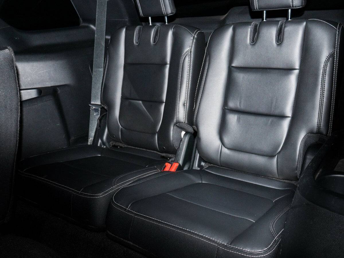 Ford Explorer б/у, 2017, Автоматическая. Фото: #17