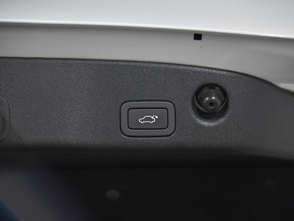 Jaguar XJ б/у, 2016, Автоматическая. Фото: #22