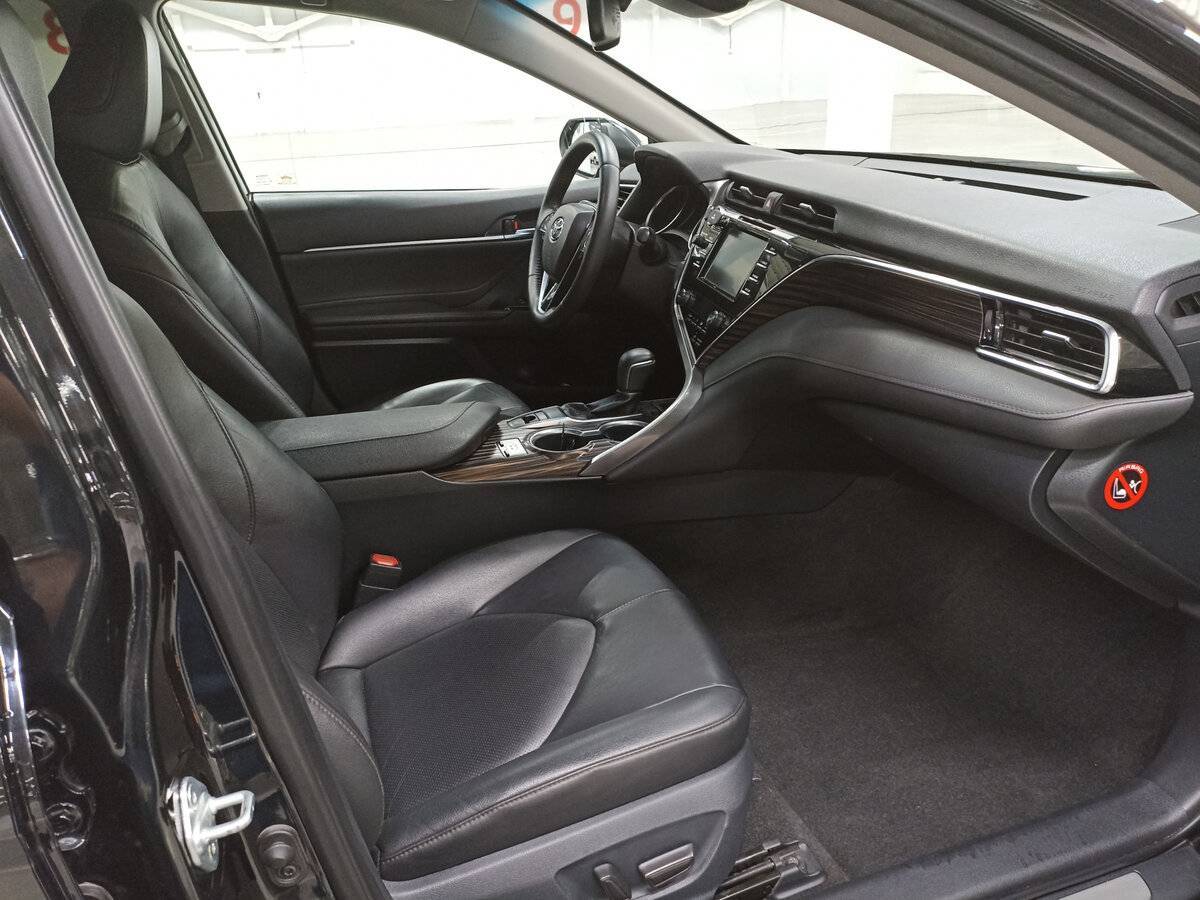 Toyota Camry б/у, 2019, Автоматическая. Фото: #10