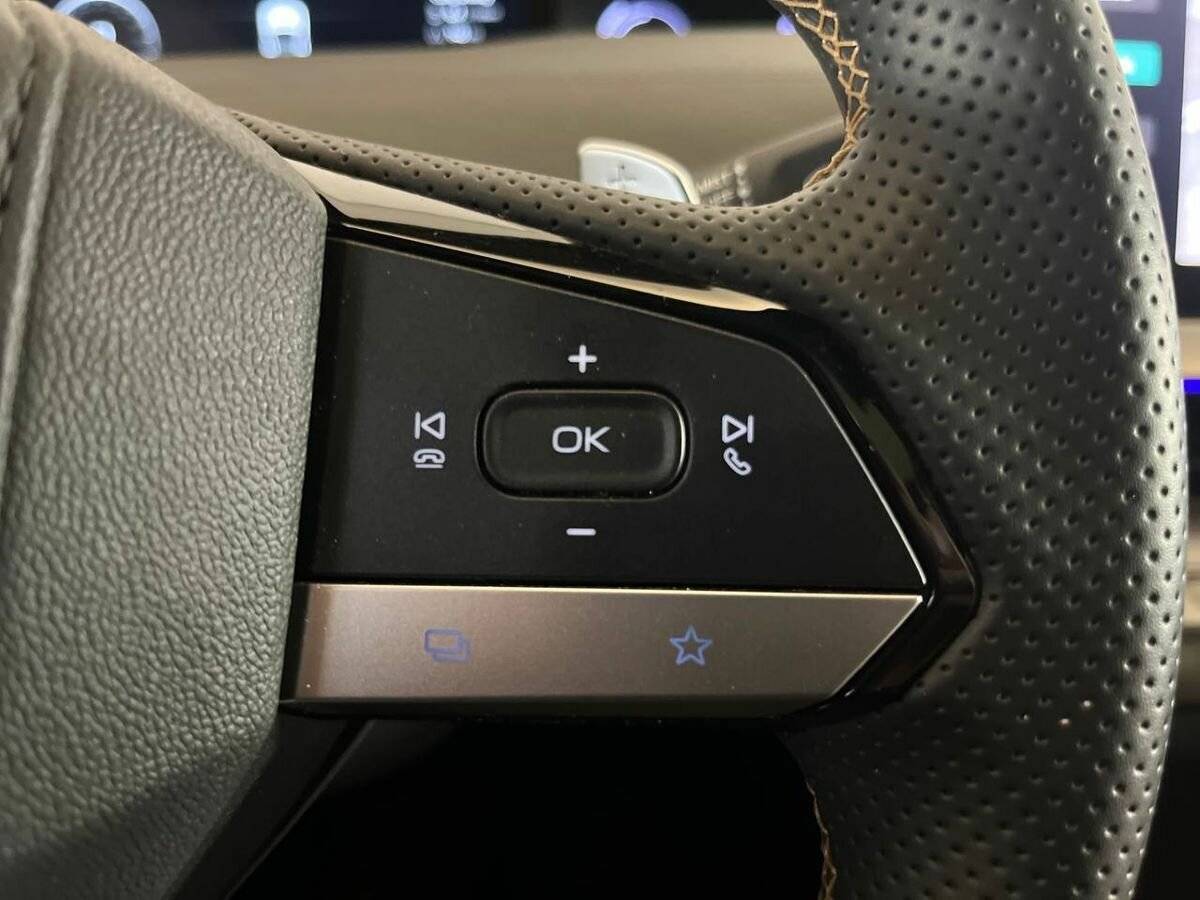 Changan UNI-V б/у, 2023, Роботизированная. Фото: #22