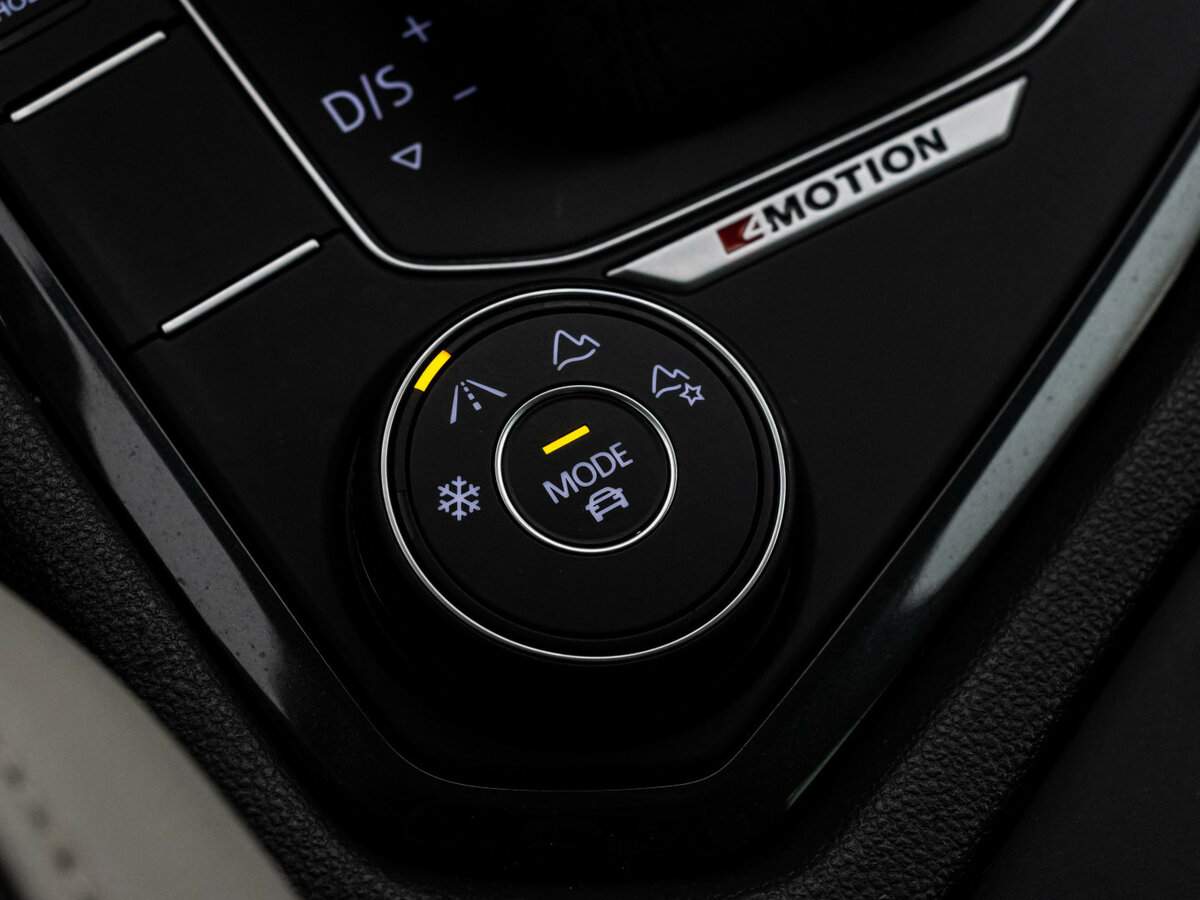 Volkswagen Tiguan б/у, 2019, Роботизированная. Фото: #15