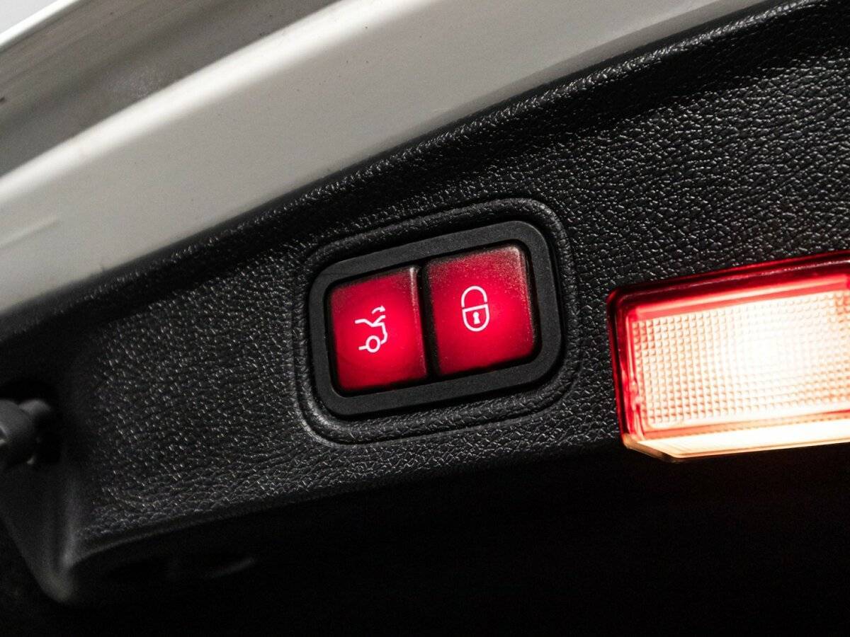 Mercedes-Benz C-Класс б/у, 2016, Автоматическая. Фото: #15