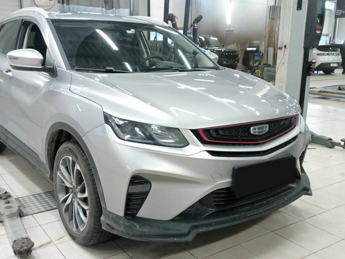 Geely Coolray б/у, 2023, Роботизированная. Фото: #1