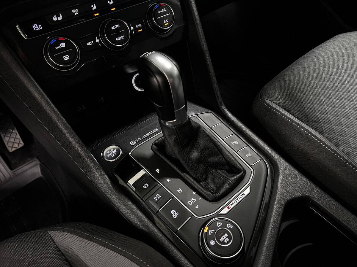 Volkswagen Tiguan б/у, 2017, Роботизированная. Фото: #19