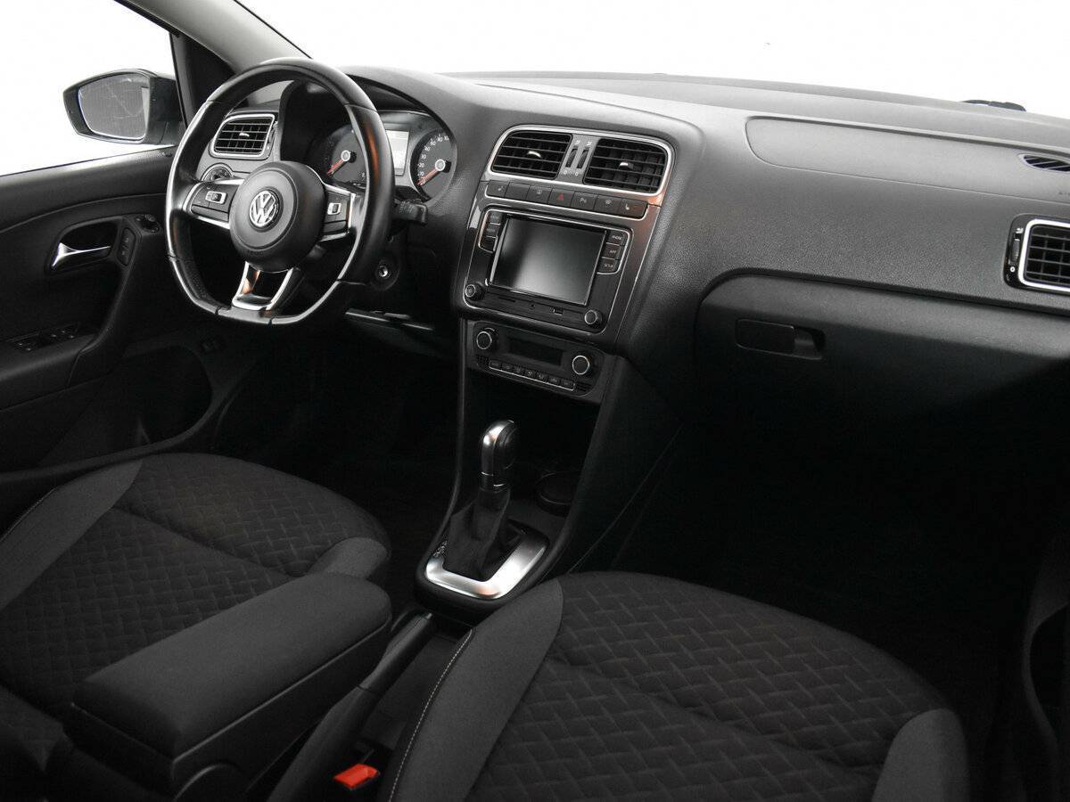 Volkswagen Polo б/у, 2019, Автоматическая. Фото: #9