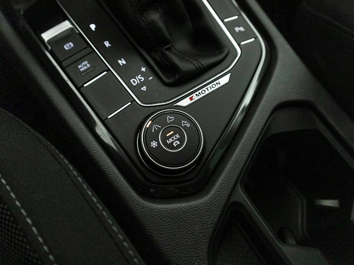 Volkswagen Tiguan б/у, 2018, Роботизированная. Фото: #20