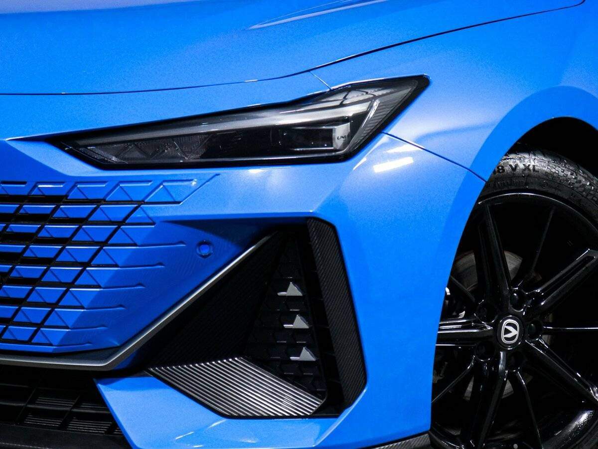 Changan UNI-V б/у, 2022, Роботизированная. Фото: #13