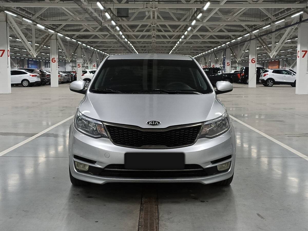 Kia Rio б/у, 2015, Автоматическая. Фото: #1