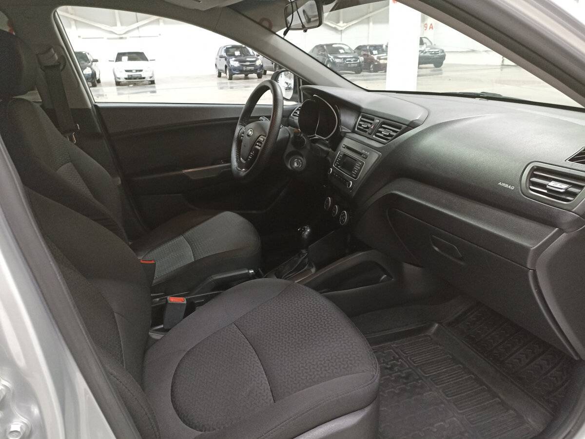 Kia Rio б/у, 2015, Автоматическая. Фото: #10