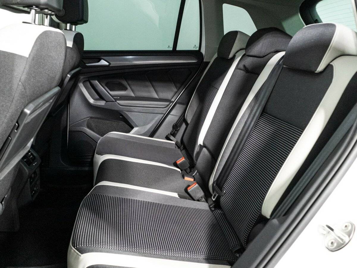 Volkswagen Tiguan б/у, 2019, Роботизированная. Фото: #9