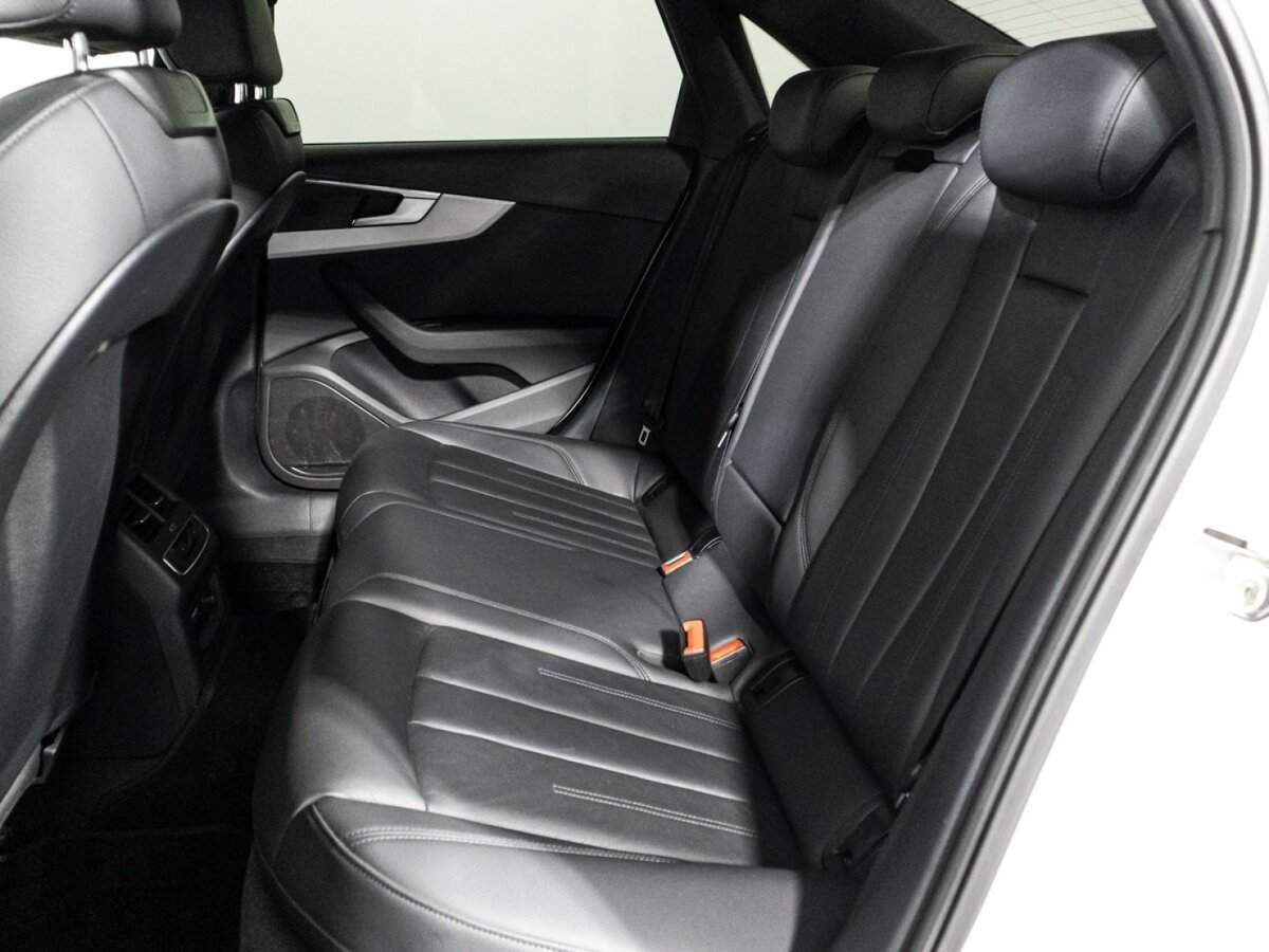 Audi A4 б/у, 2019, Роботизированная. Фото: #9