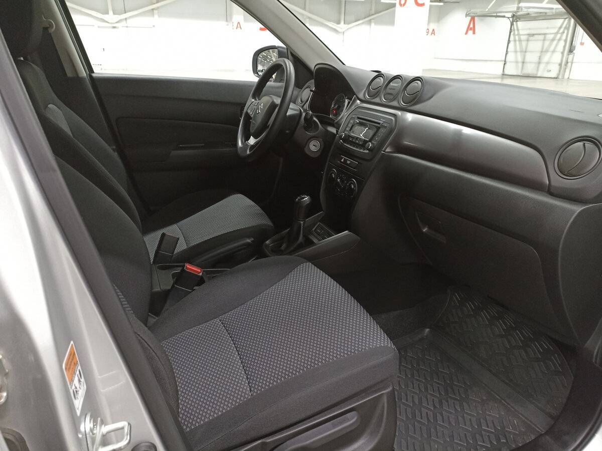 Suzuki Vitara б/у, 2021, Механическая. Фото: #10