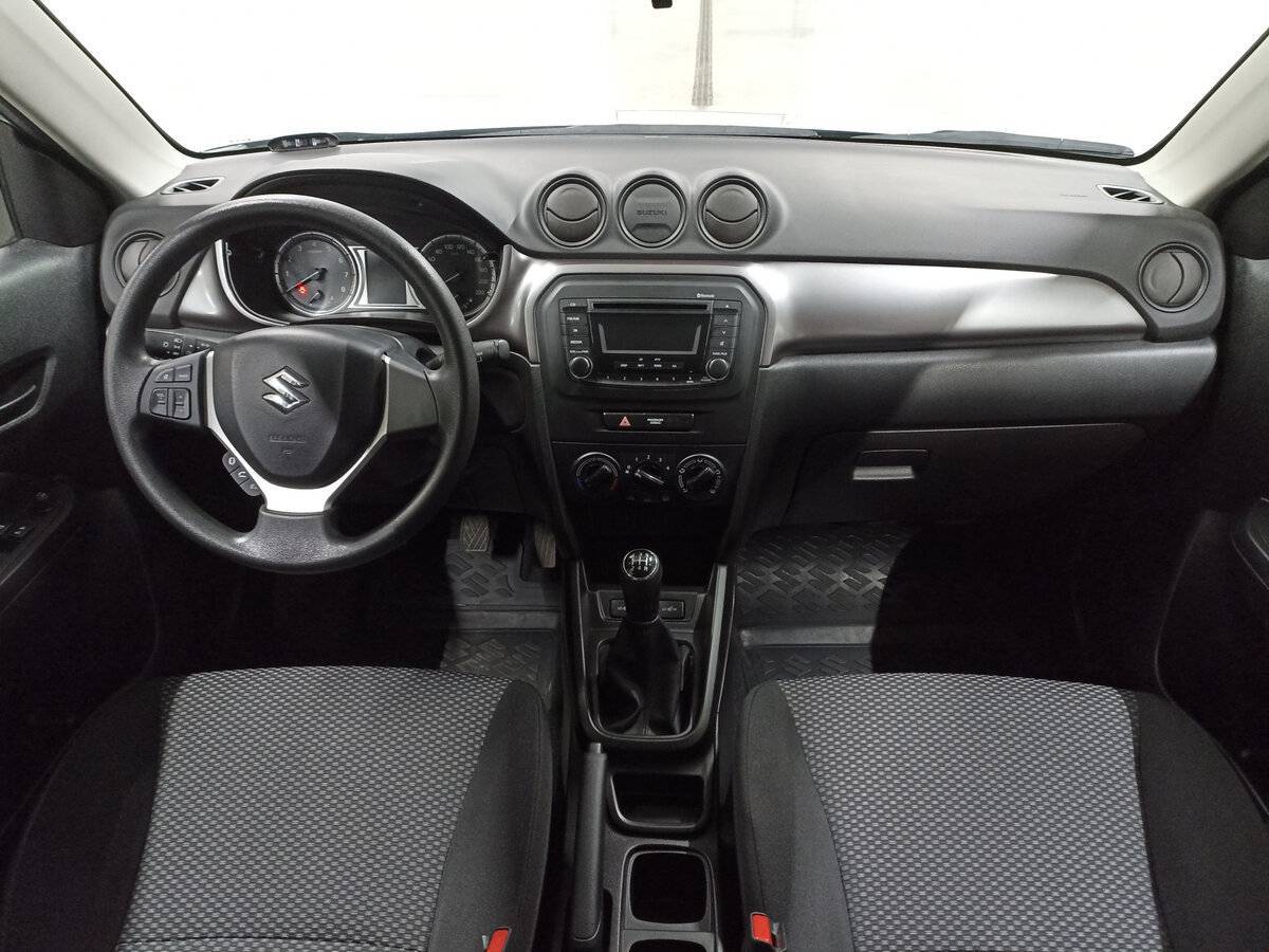 Suzuki Vitara б/у, 2021, Механическая. Фото: #13