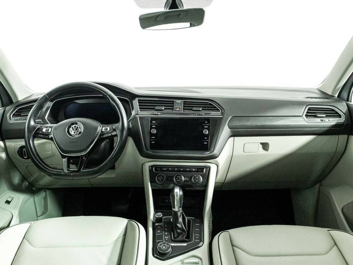 Volkswagen Tiguan б/у, 2018, Роботизированная. Фото: #12