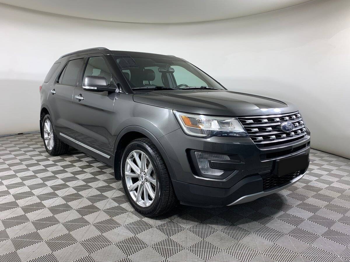 Ford Explorer б/у, 2017, Автоматическая. Фото: #2