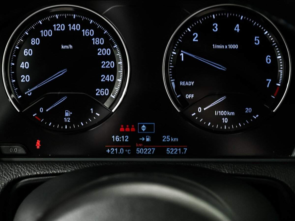 BMW 1 серии б/у, 2018, Механическая. Фото: #9